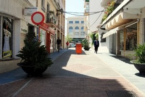 La vía, ahora peatonal, se abrirá al tráfico. / J- L