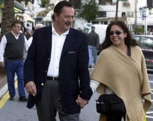 Muñoz y Pantoja, de paseo por Marbella cuando eran pareja sentimental. / J-LANZA