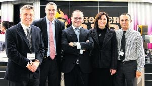 Gary John, Jonathan Fitzpatrick, Elías Díaz Sesé, Blanca Ripoll y Ricardo Benítez. ::
SUR