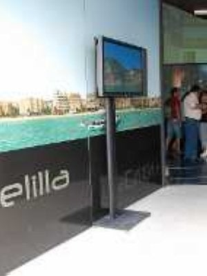 Parte del pabellón de Melilla. ::
SUR