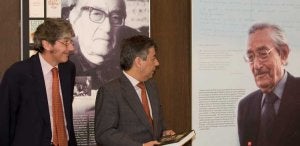 Luis Rosales se pasea por su tierra