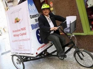 Trillo, en el ecológico medio elegido para hacer oír la reivindicación de las primarias. ::                             ÁLVARO CABRERA