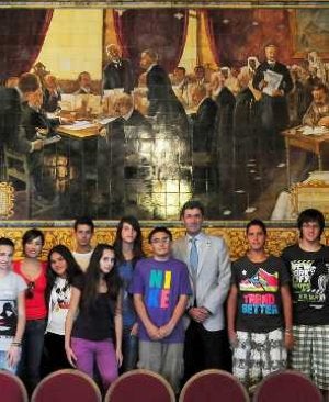 Los alumnos recibieron información. ::
SUR