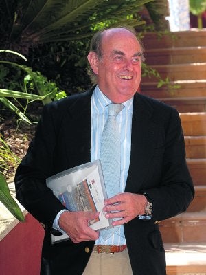 Hernán Cortés-Funes, jefe de Oncología Médica del Hospital 12 de Octubre: «Hoy día se puede convivir con el cáncer»