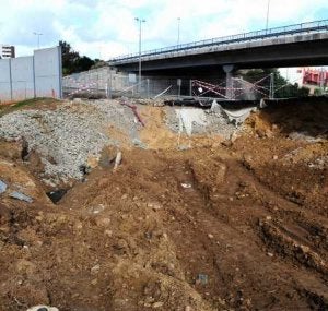 Las obras en el Acceso Norte obligaron al cierre al tráfico durante tres semanas. ::
SUR ARCHIVO