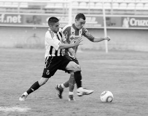 La Real Balompédica Linense ganó en Algeciras quince años después