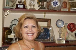 La presidenta de la Peña La Paz, Pepi Gil, destaca la participación de los vecinos en el colectivo que pronto cumplirá 40 años. ::
N. R. N.