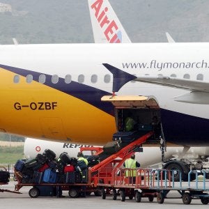Monarch operará un total de 35 rutas desde España a Reino Unido. ::
SUR