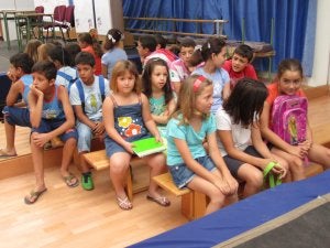 Los alumnos visitarán durante el curso la granja y la playa. ::
SUR