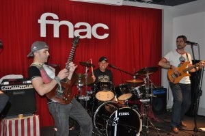 Nacho López, guitarrista de Cucaracha Dandí: «En Málaga hay miles de grupos, pero nada de cultura musical»