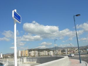 Indicador con el nombre de Paseo de Levante::
SUR