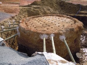 El horno fue localizado en el yacimiento Arroyo Villalta y posteriormente trasladado al Museo de la Ciudad de Antequera. :: Sur