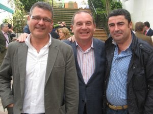 Emilio Martín, responsable de la Tenencia torreña, y Delgado. ::
SUR