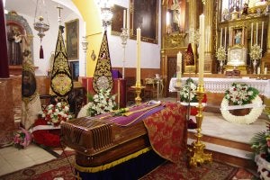 Capilla ardiente en la Divina Pastora. ::
E. NIETO