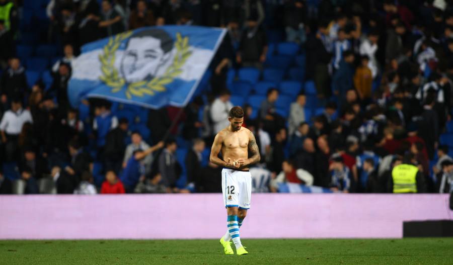 La Real y el Alavés se ven las caras en un partido muy importante para encarar el nuevo año con optimismo.
