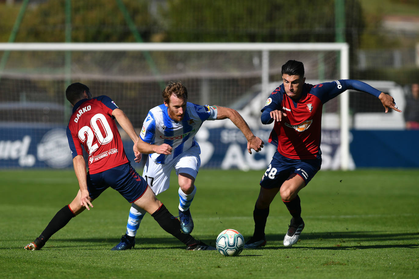 Las mejores imágenes del partido amistoso disputado por Real y Osasuna en Tajonar