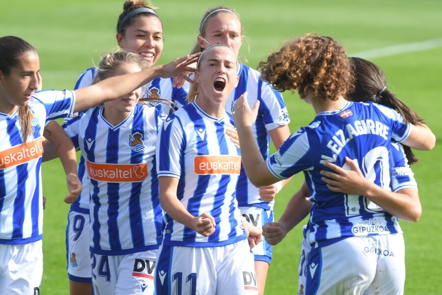 La Real Sociedad femenina ha ganado esta mañana al Levante por 3-2 en Zubieta después de culminar la remontada con un gol de Cecilia en el minuto 89. 