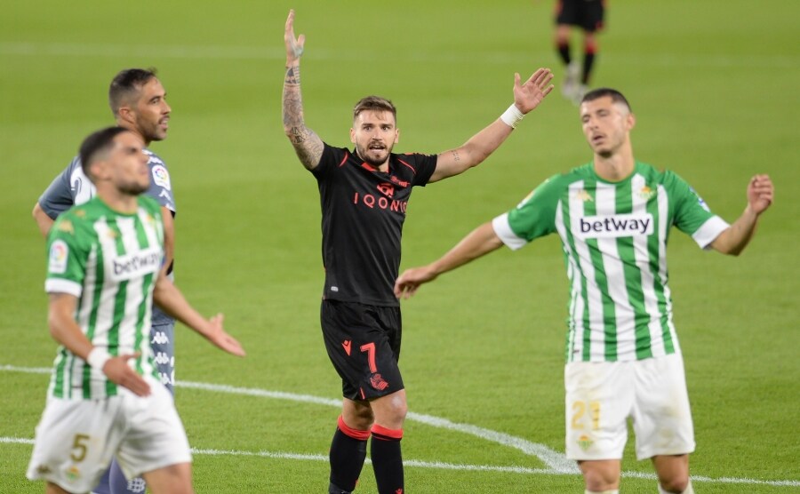 La Real se ha ido al descanso con ventaja en el marcador gracias al gol de Portu en el minuto 43