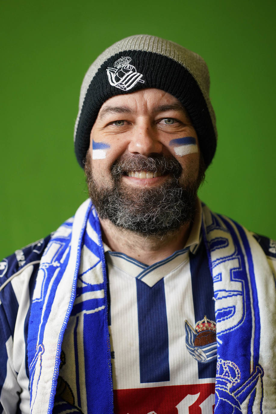 Los amigos Altamira animan al equipo ante la Final de Copa.