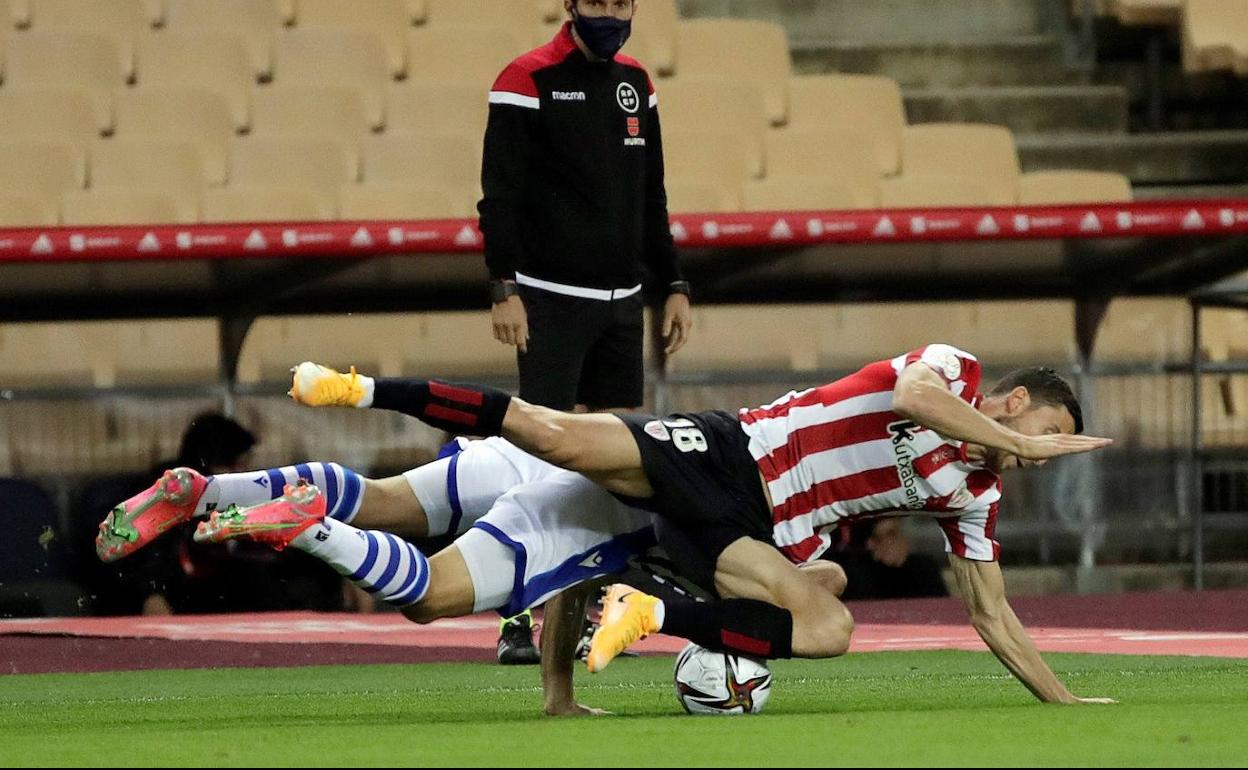 Final de Copa: Mikel Oyarzabal da el susto de la primera parte