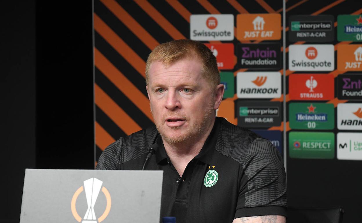 «No hace falta motivar a los jugadores», señala Neil Lennon