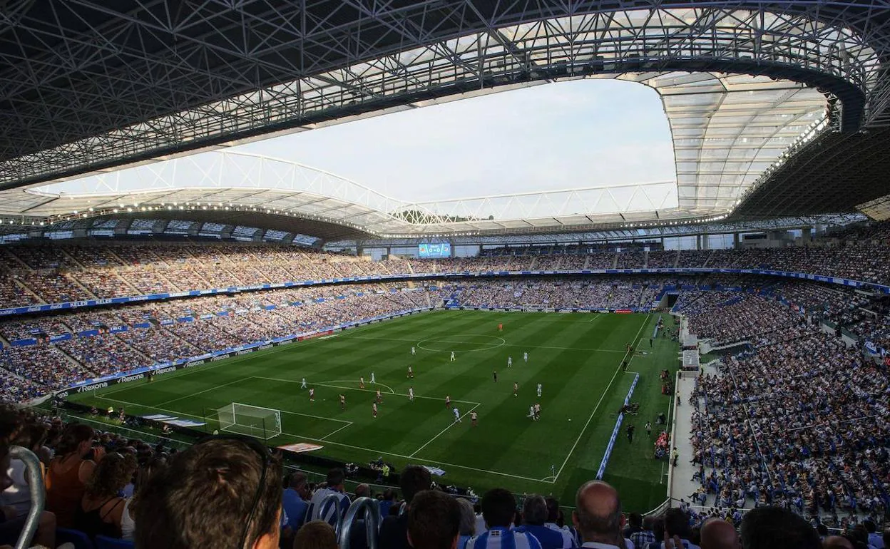 Panorámica del interior del estadio de Anoeta donde la Real ya ha disputado 500 partidos. 