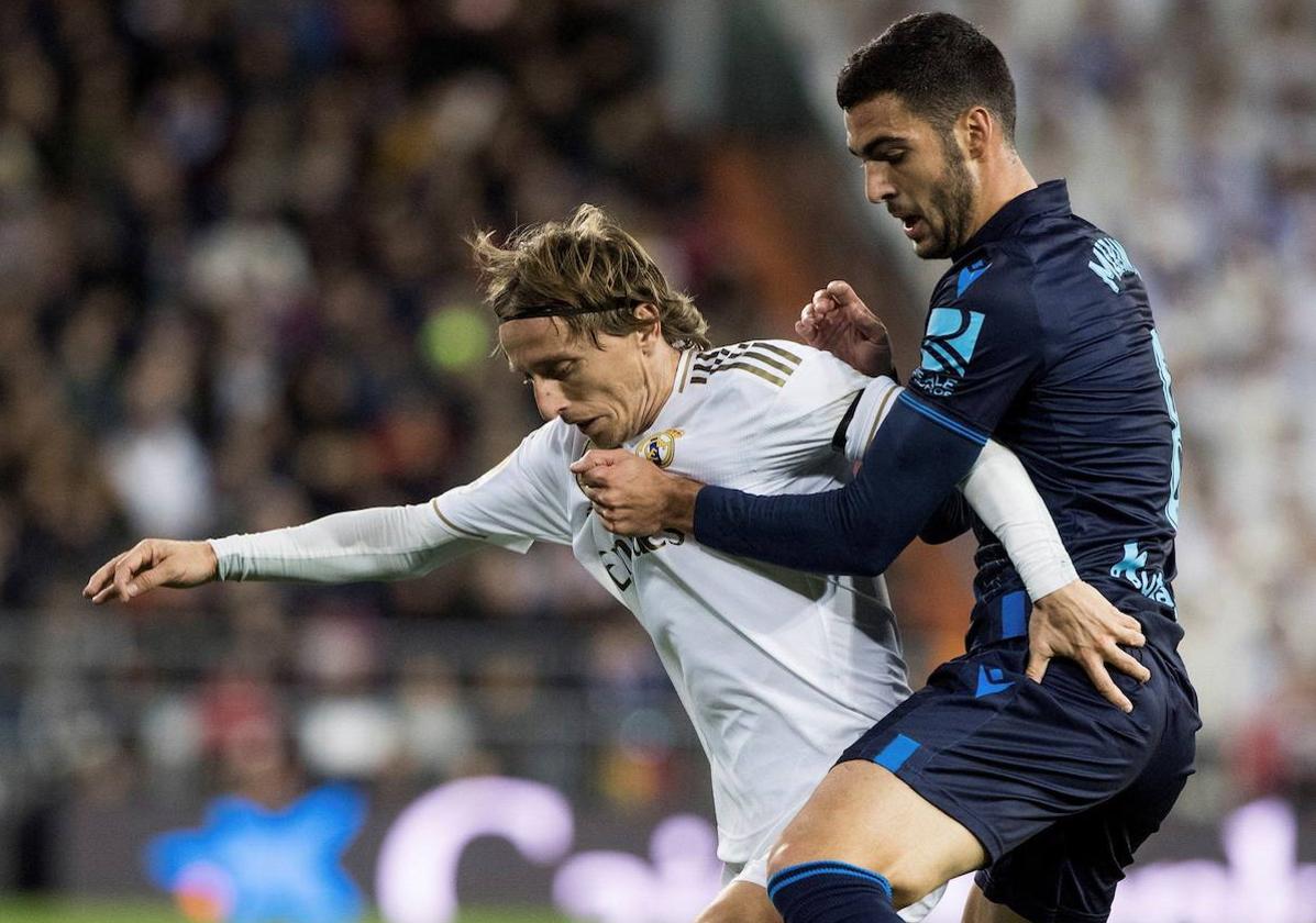 Modric y Merino, en un partido de 2019.