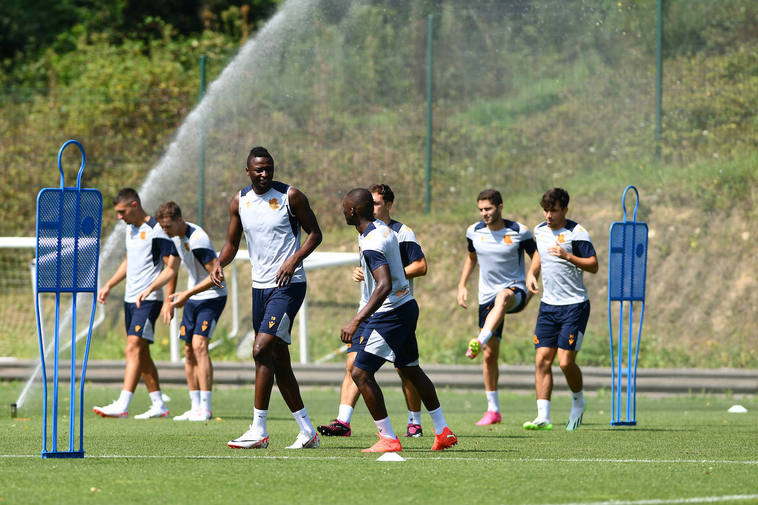 La Real Sociedad busca fortuna en las islas