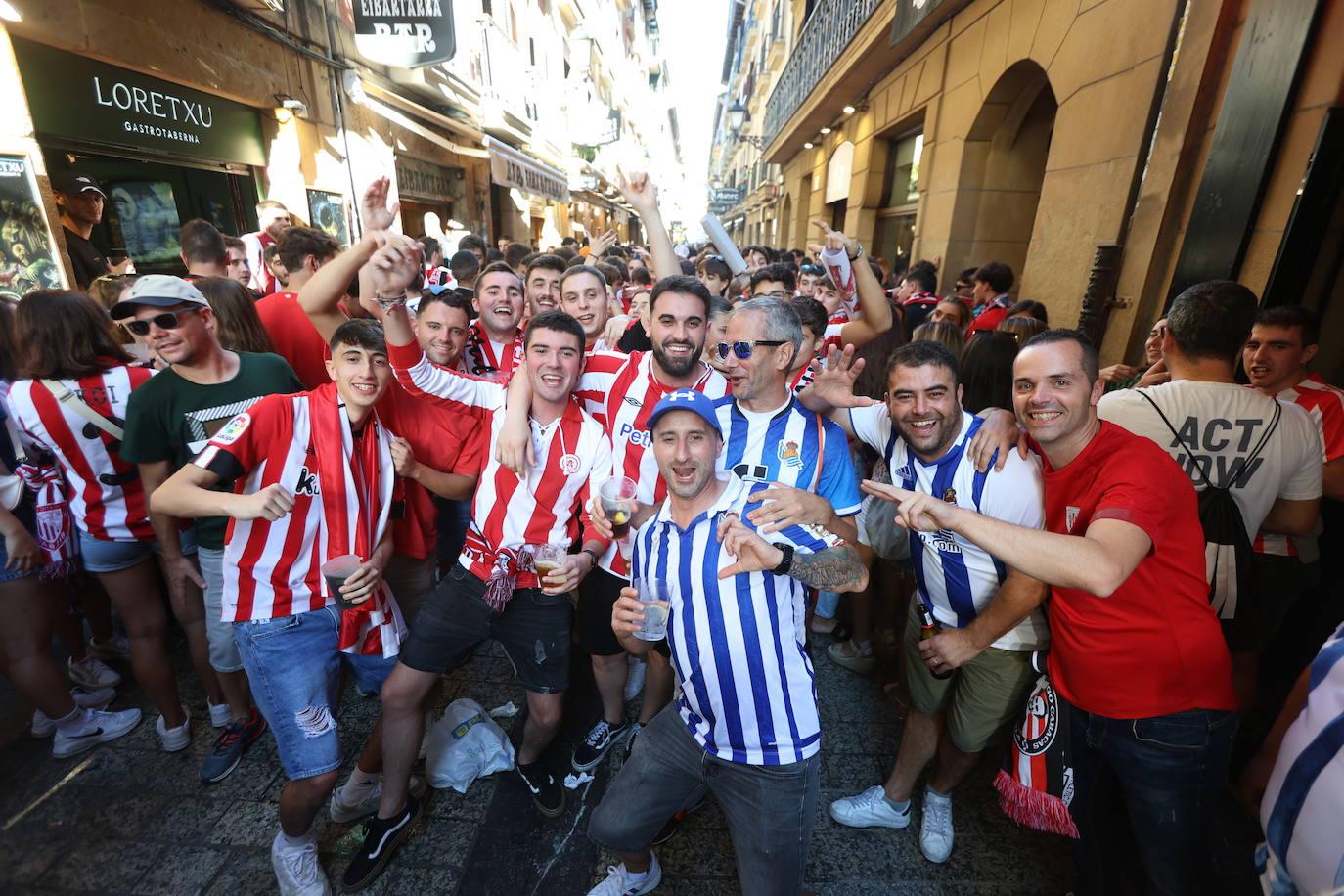 Ambiente magnífico en la previa del Real Sociedad-Athletic