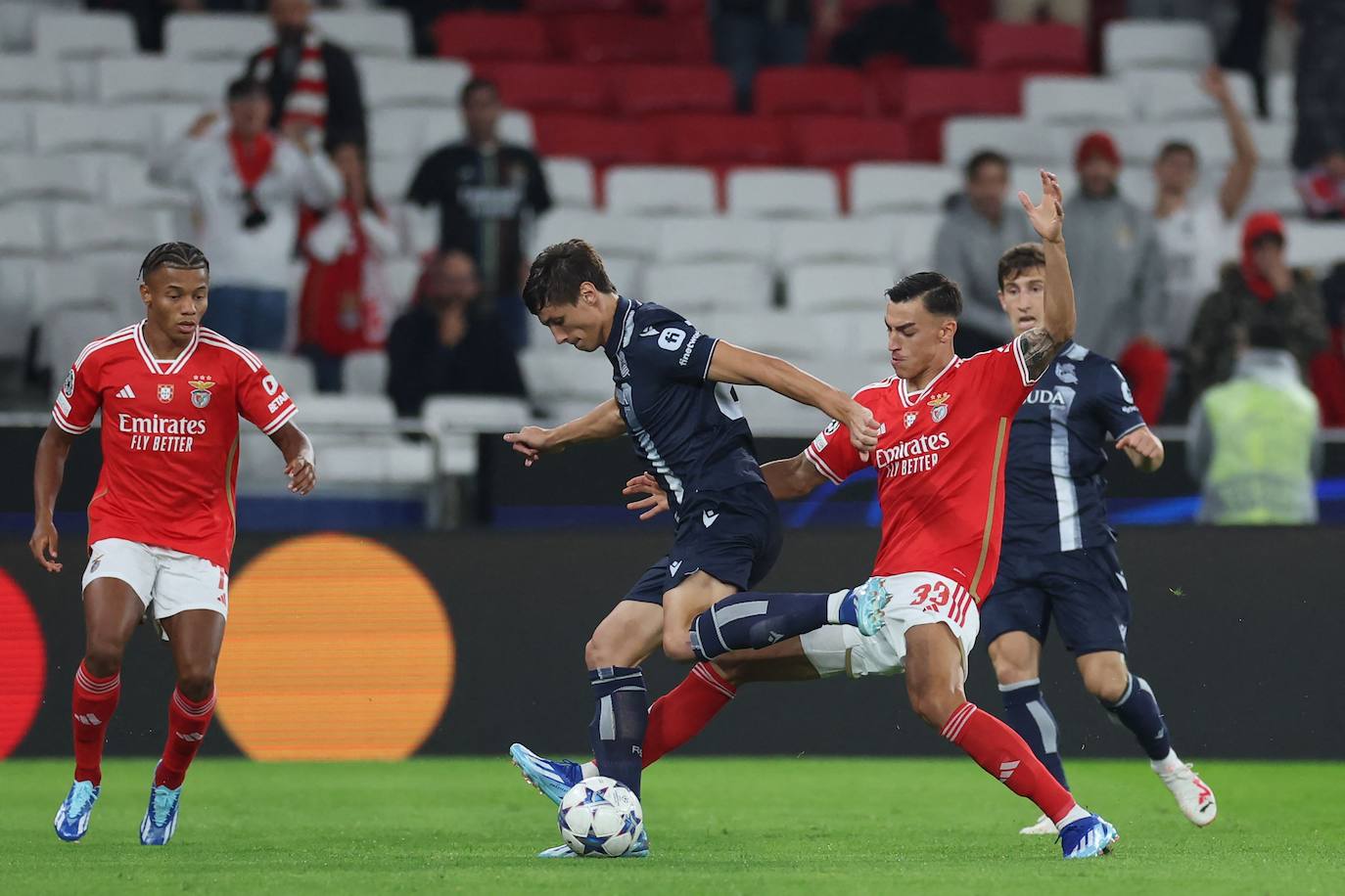 Las mejores imágenes del Benfica-Real Sociedad
