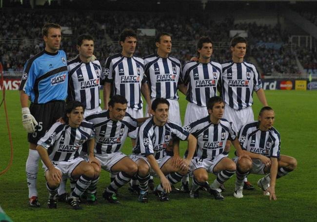 El once de la Real ante la Juventus aquel 5 de noviembre de 2003.