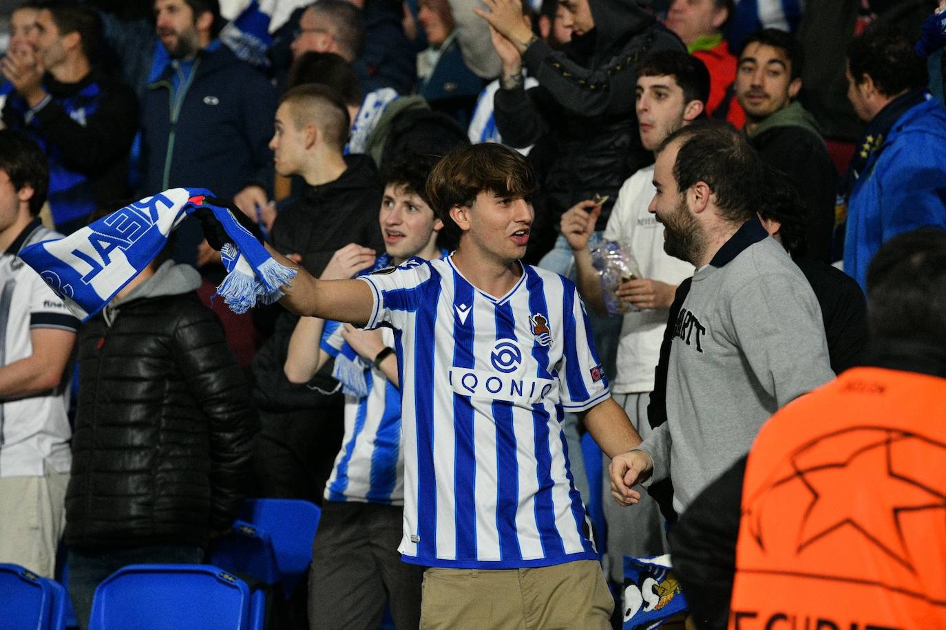 La mejores imágenes del Real Sociedad - Benfica