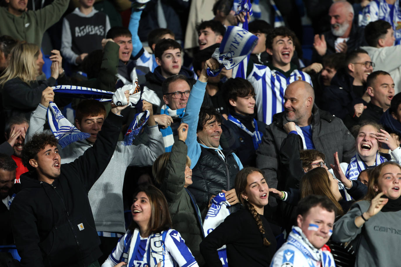 La mejores imágenes del Real Sociedad - Benfica