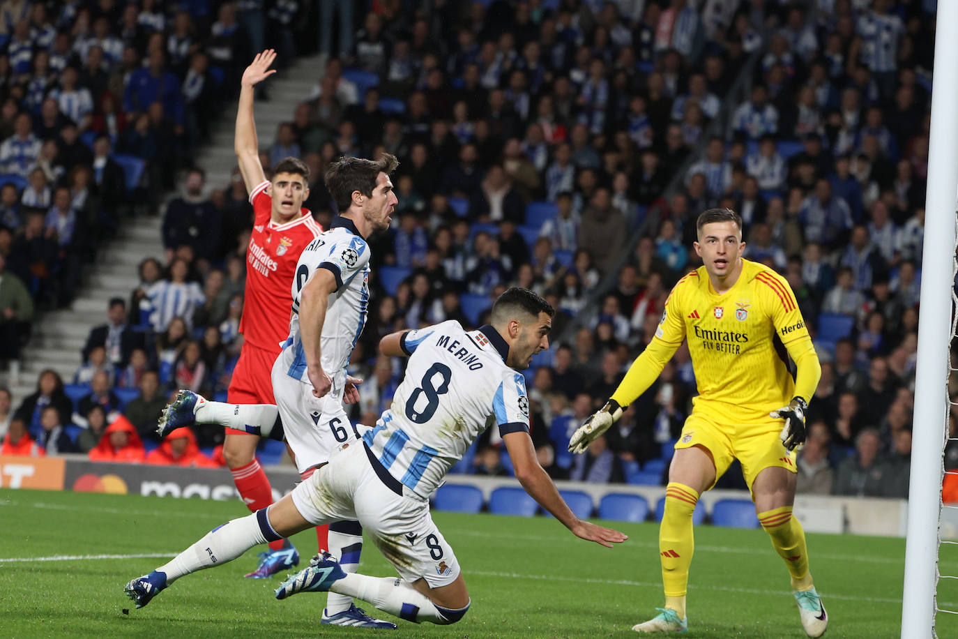 La mejores imágenes del Real Sociedad - Benfica