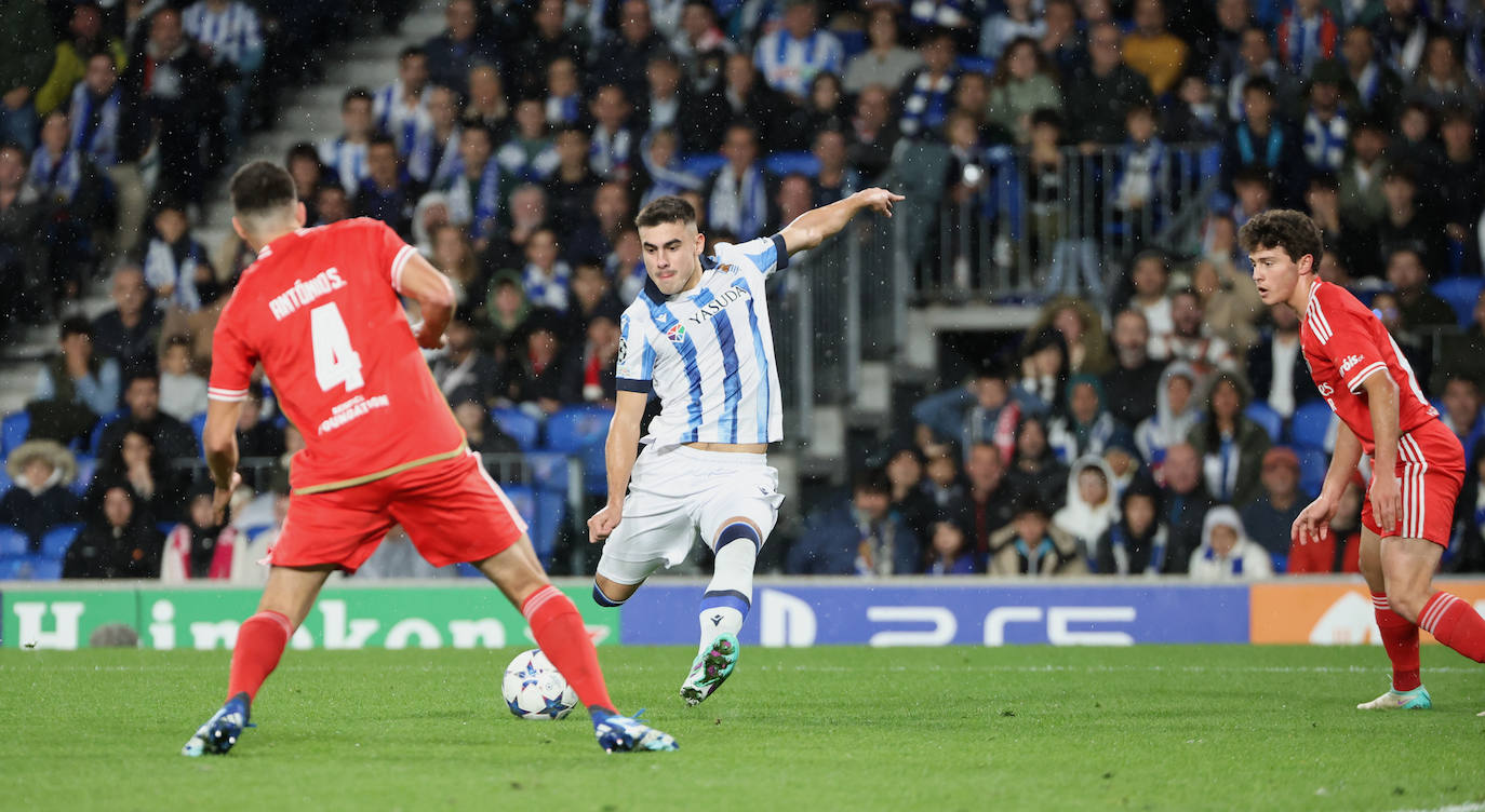 La mejores imágenes del Real Sociedad - Benfica