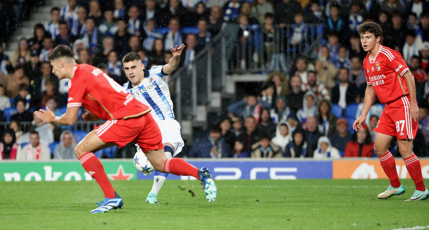 La mejores imágenes del Real Sociedad - Benfica