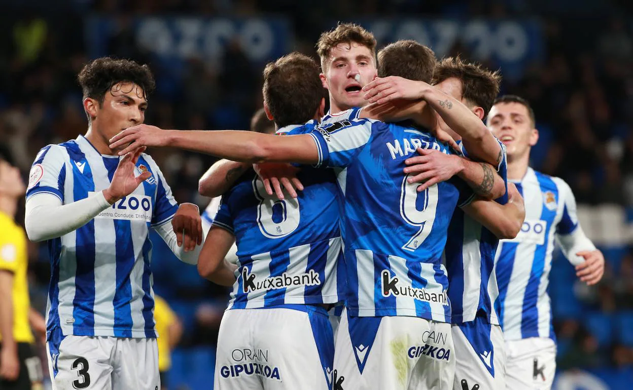 Los potrillos celebran uno de los goles anotados en la victoria contra el Real Unión.