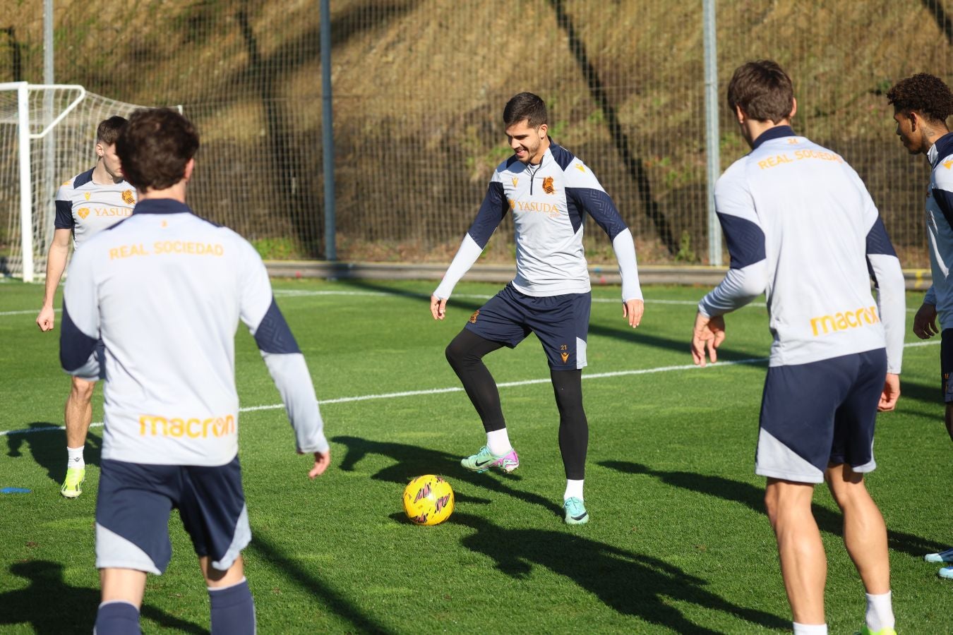 Últimos ajustes antes de medirse al Athletic