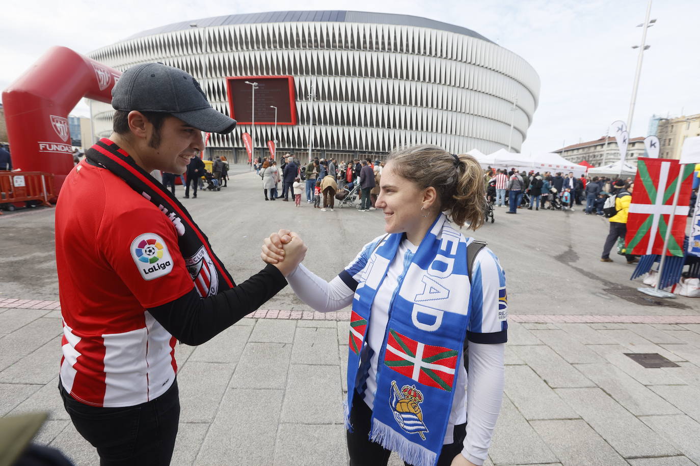 Las aficiones calientan motores antes del derbi