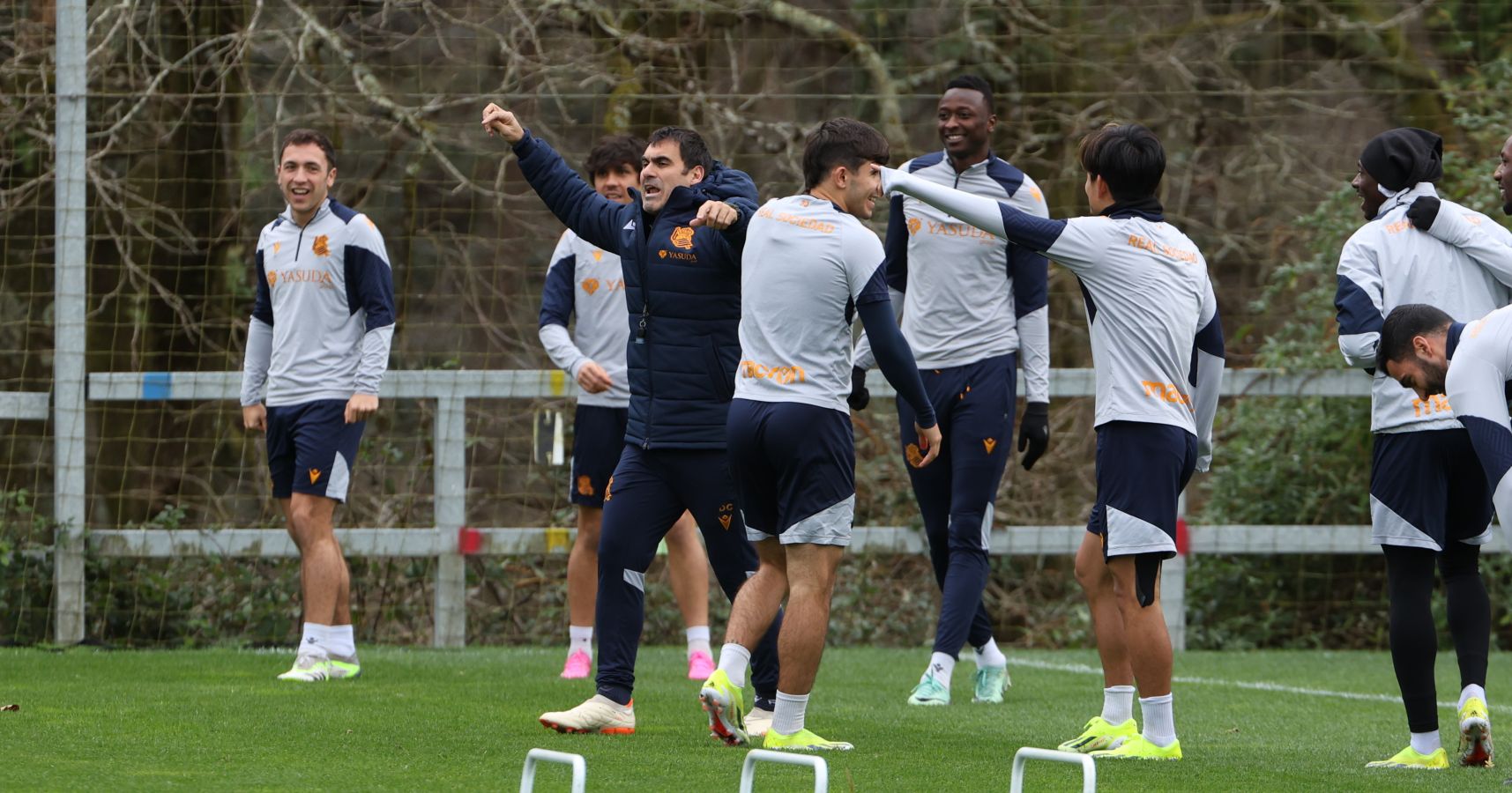 El último entrenamiento de la Real, en imágenes