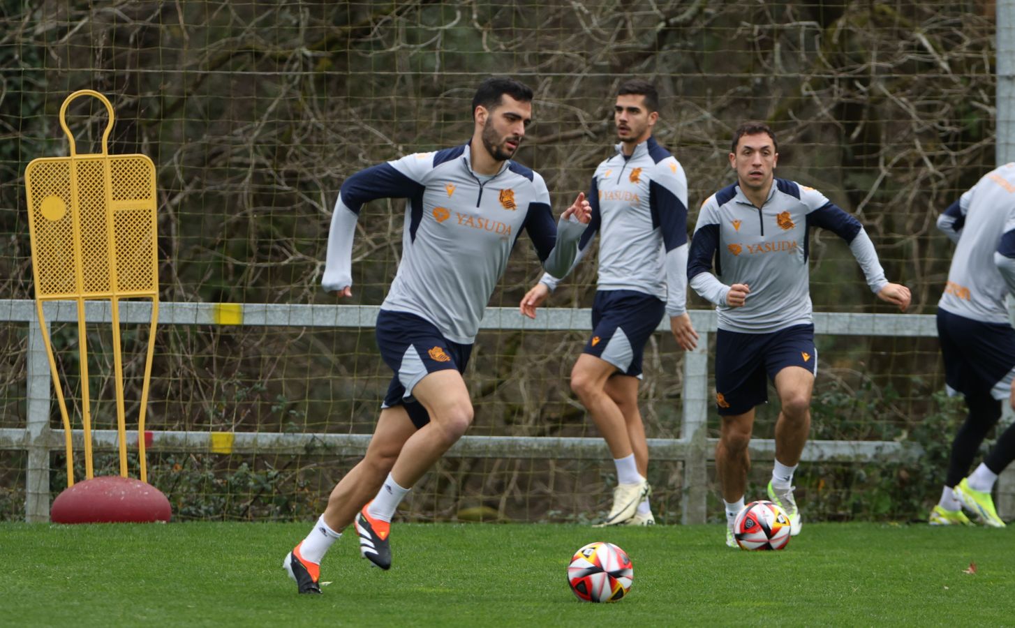 El último entrenamiento de la Real, en imágenes