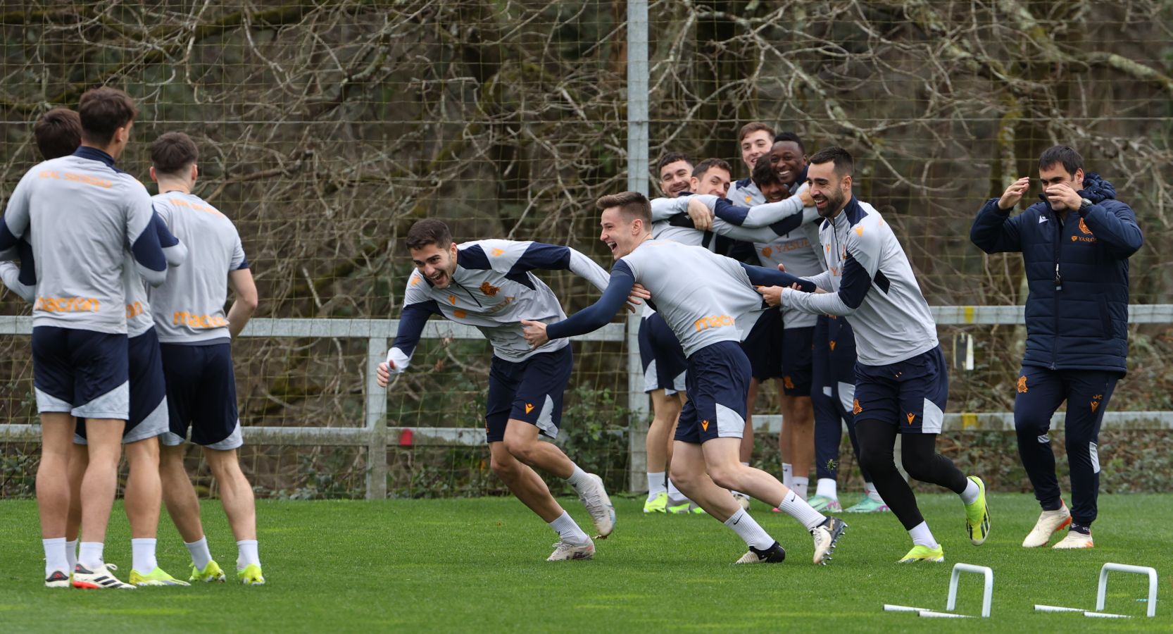 El último entrenamiento de la Real, en imágenes