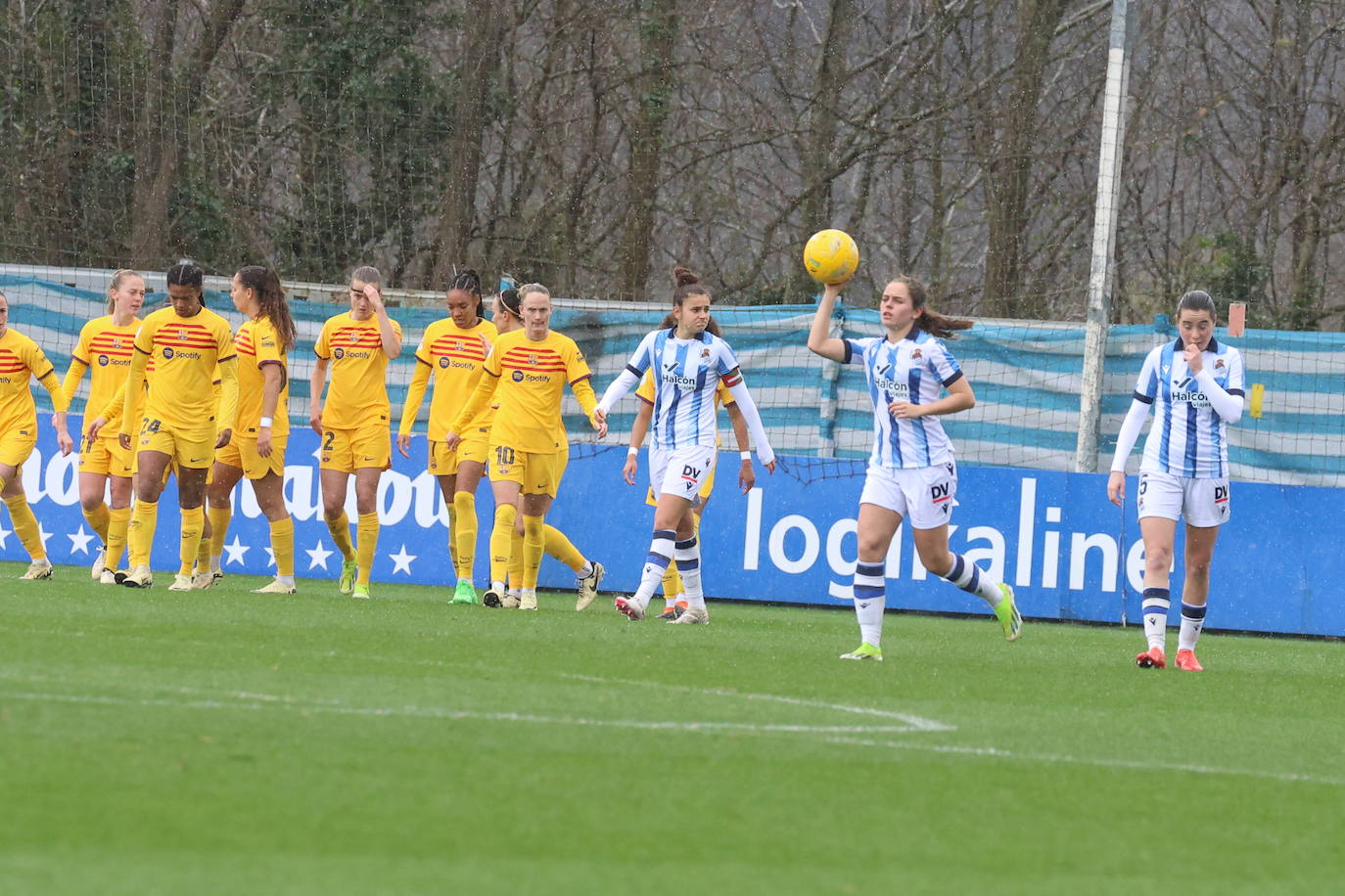 Las mejores imágenes del duelo entre la Real Sociedad y el Barcelona en Zubieta
