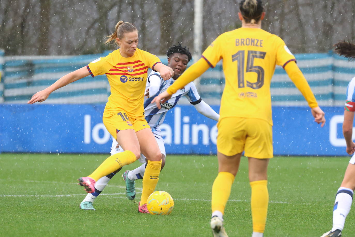 Las mejores imágenes del duelo entre la Real Sociedad y el Barcelona en Zubieta