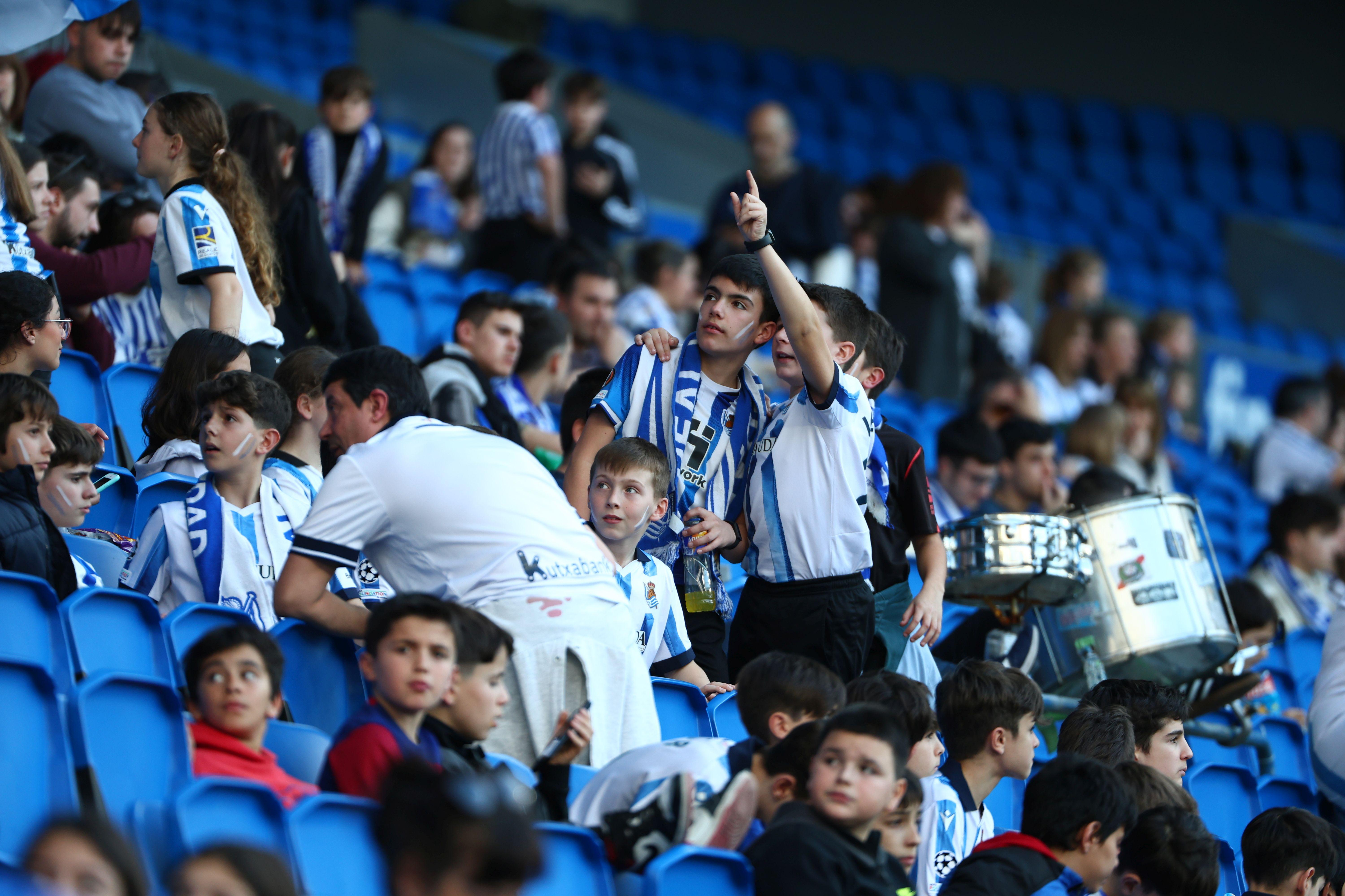 ¿Has estado en el Reale Arena? Búscate en las gradas