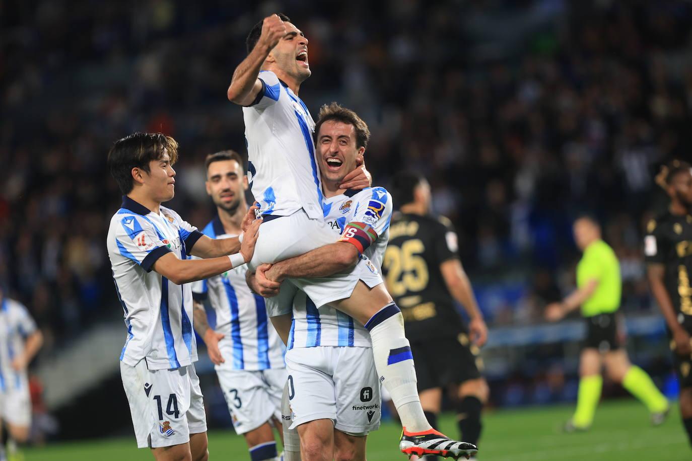 Las mejores imágenes del Real Sociedad - Cádiz
