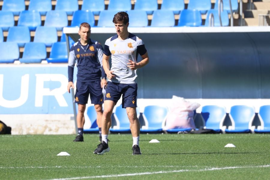 Alegría en el césped de Zubieta