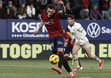 El ridículo penalti de Budimir que complica Europa para la Real