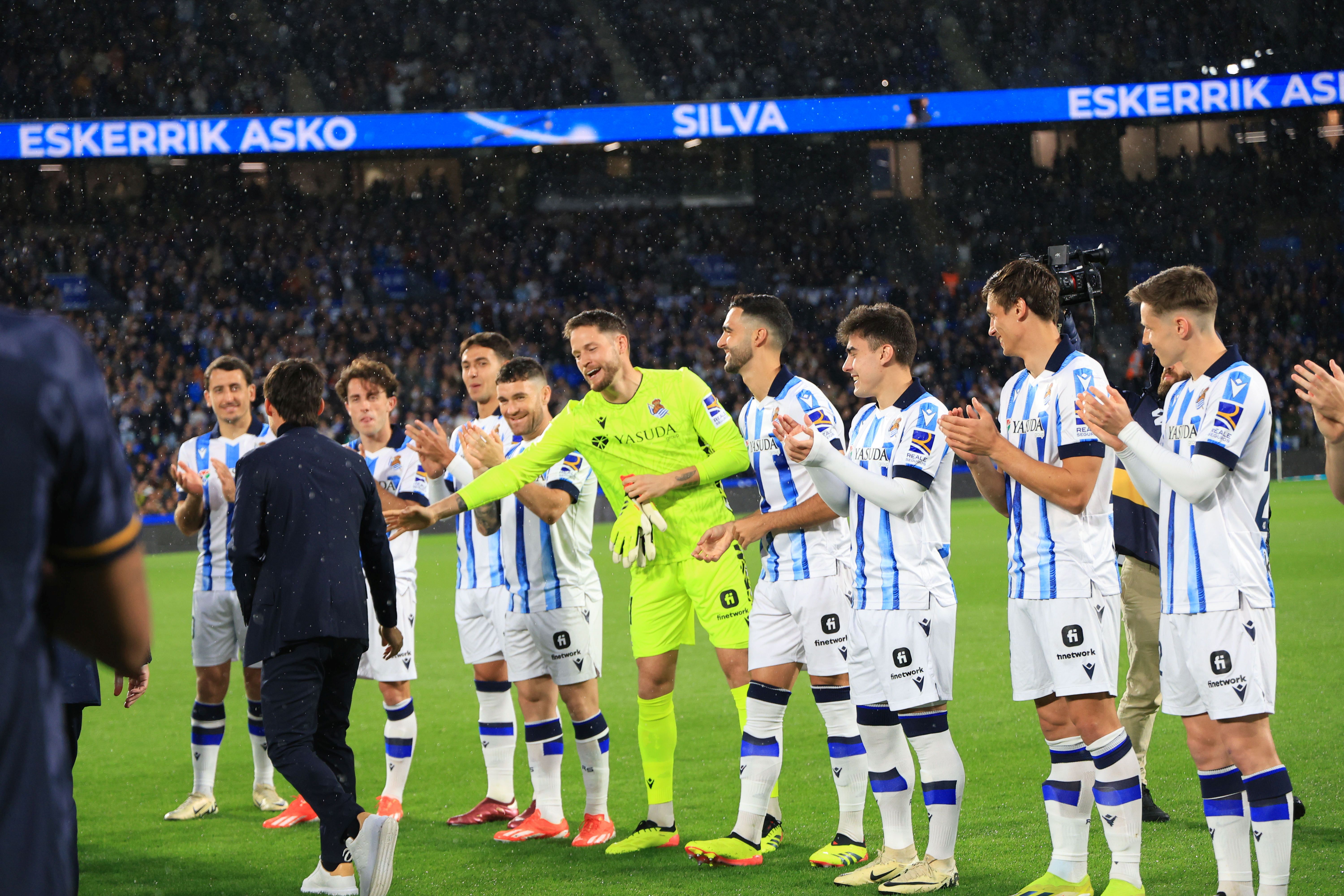 Mira las mejores imágenes del homenaje a David Silva