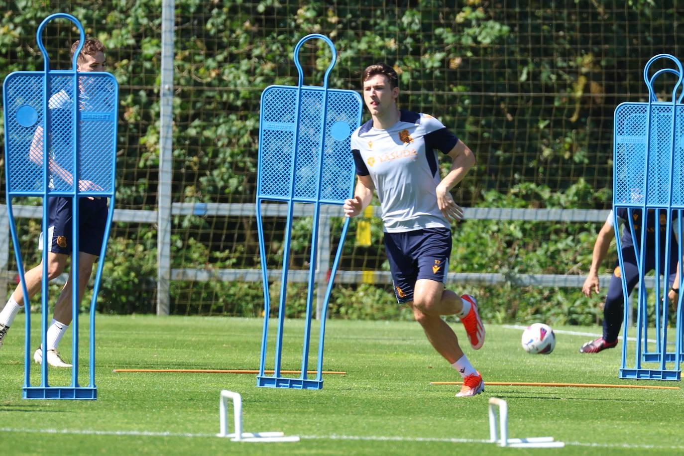 La Real entrena en Zubieta antes de medirse al Barcelona